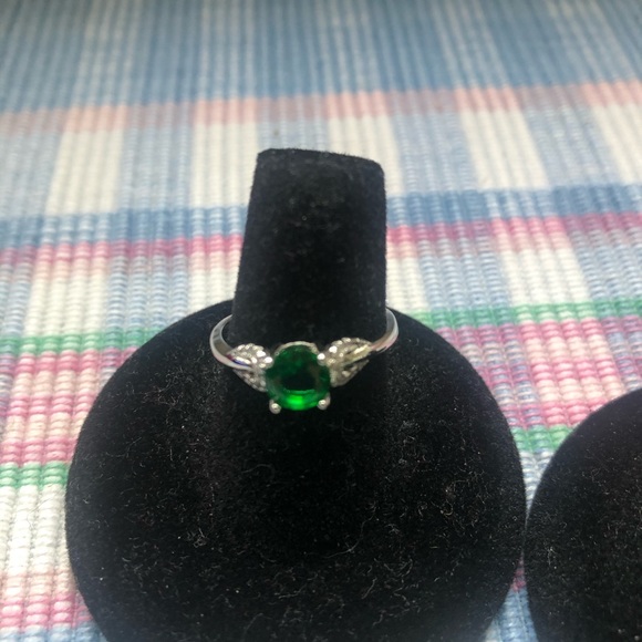 Fashion Green Stone Rings - Picture 6 of 8
